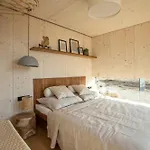 캠프장 Glamping Jezeroooo Lipence 프라하