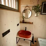 캠프장 Glamping Jezeroooo Lipence 프라하