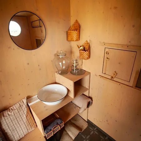 Kemping Glamping Jezeroooo Prága