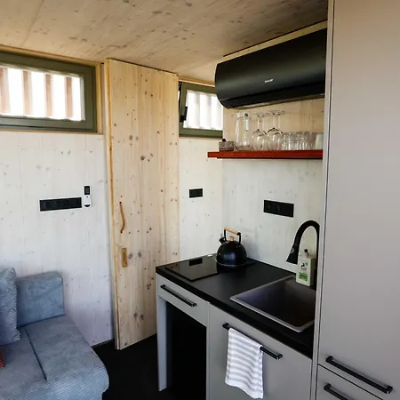 Glamping Jezeroooo Lipence Kemping *