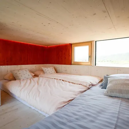 Glamping Jezeroooo Prága