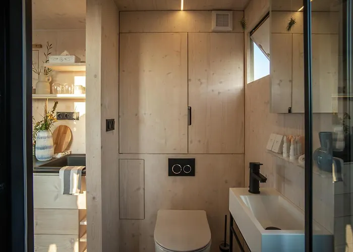 Glamping Jezeroooo Lipence براغ