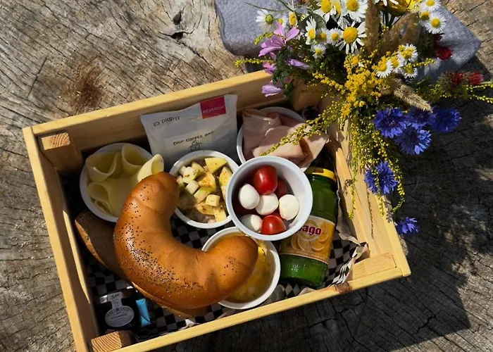مكان تخييم Glamping Jezeroooo Lipence