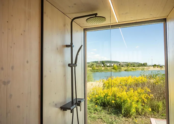 مكان تخييم Glamping Jezeroooo Lipence *