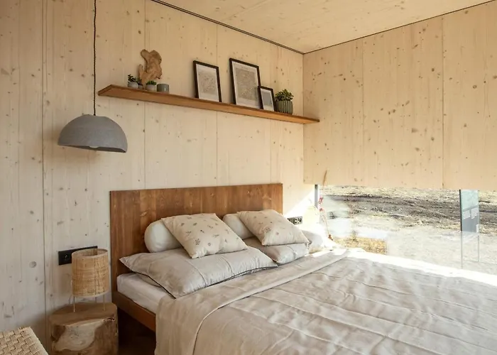 Camping Glamping Jezeroooo Lipence Prag