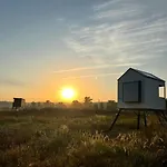 Glamping Jezeroooo Lipence Camping Prague